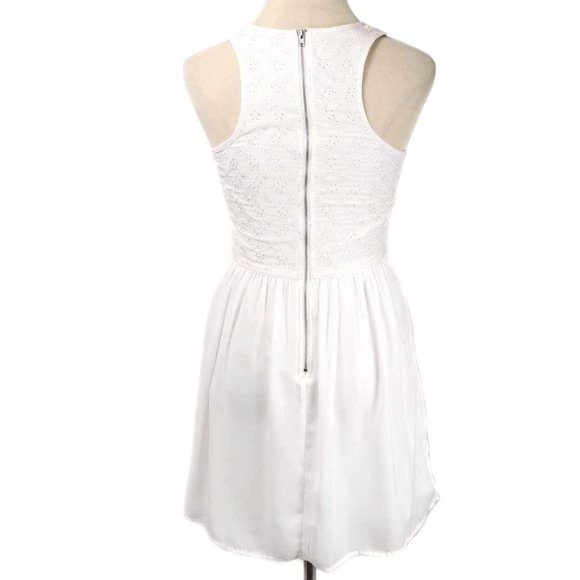 SOCIALITE White Floral Eyelet Sleeveless Skater Dress Women's Size Small - Picture 4 of 7
